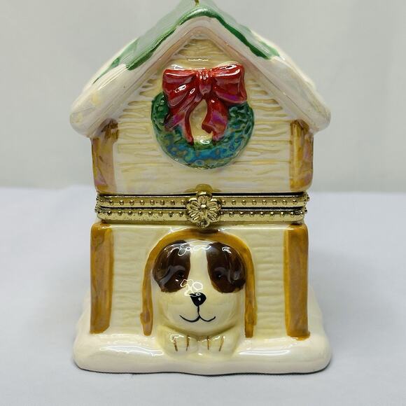 Mr Christmas Animated Dog House Music Box "Deck The Halls" Village Christmas - Picture 3 of 10